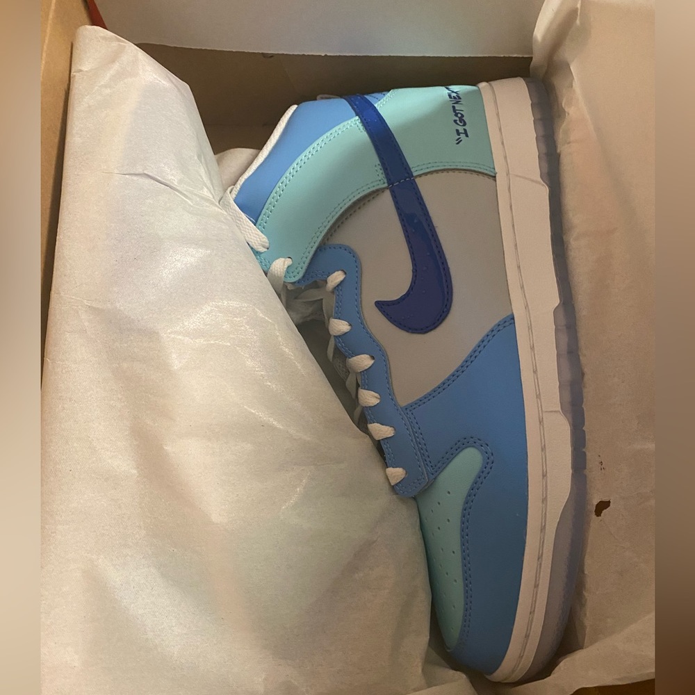 Nike Dunk Hi 🚫Sold🚫